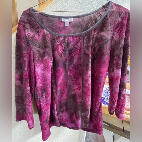 Roz & Ali Tops - Roz & Ali Women's Floral Pink and Purple Blouse